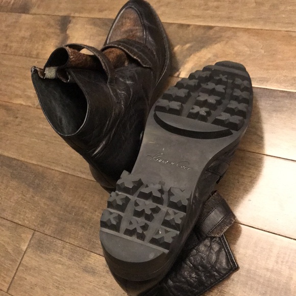 Kenneth Cole  black/ brown fur ankle leather boot size 9m - Picture 5 of 5